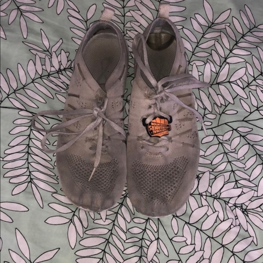 Nfinity Flyte cheer shoes